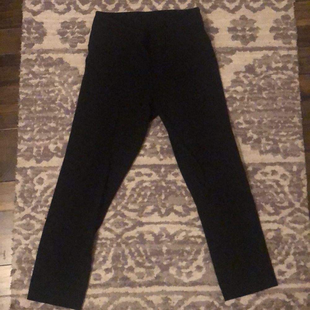 Lululemon wunder under crops size 6